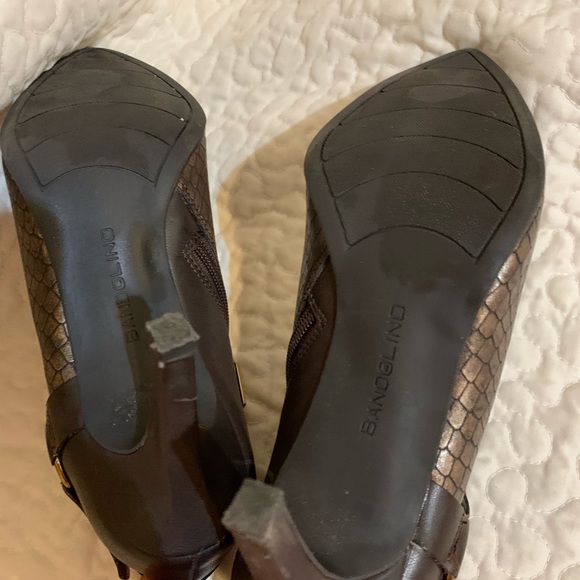 Bandalino gold/bronze metallic heeled booties - Picture 13 of 14